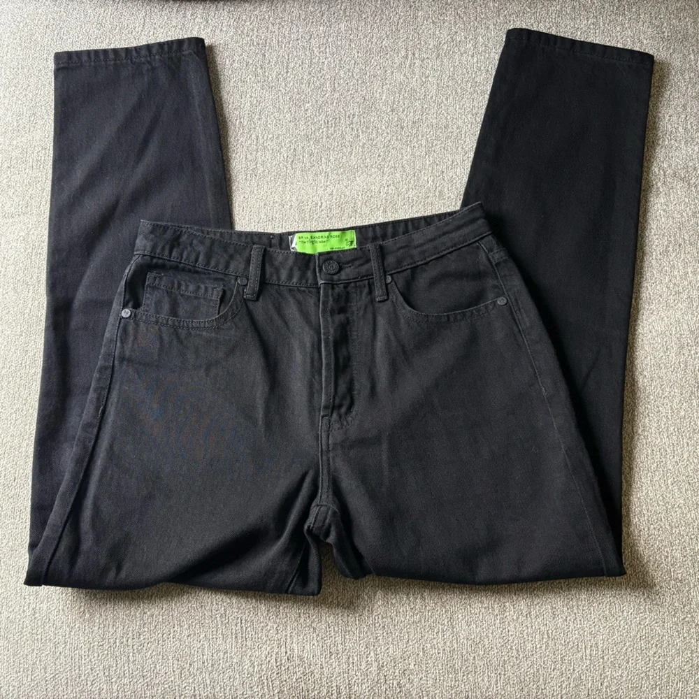 SR vs. Sandrine Rose The Virgin Label
High-Rise Straight Leg Black Jeans Size 27 - Picture 9 of 12